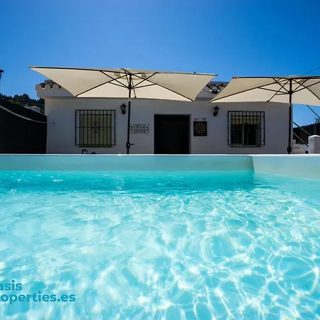 Country-Side Villa With Pool * 프리질리아나