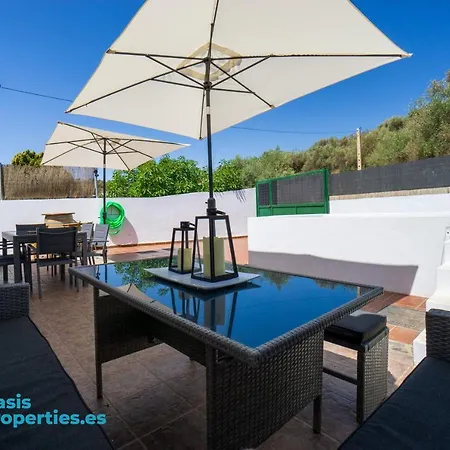 Country-Side Villa With Pool * 프리질리아나